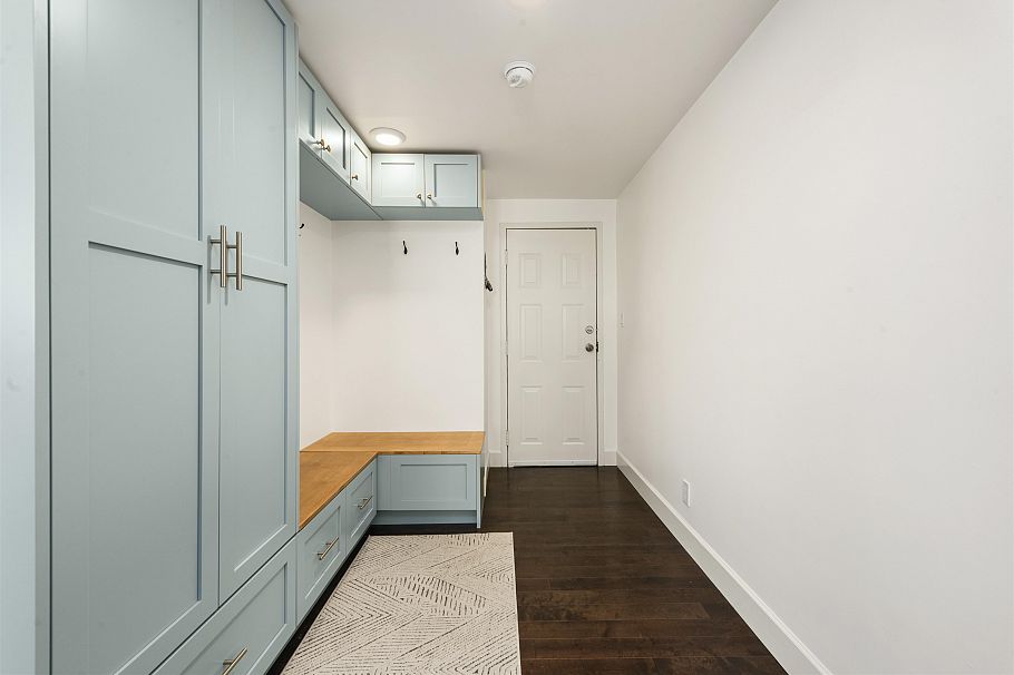 1858 W 1st Avenue Vancouver, BC - 32