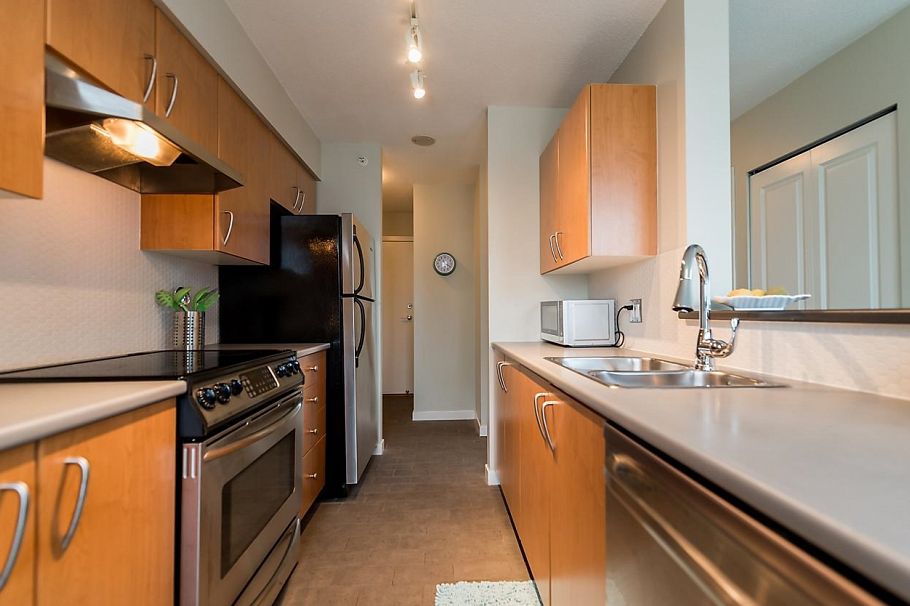 1801 1295 Richards Street Vancouver, BC - 8