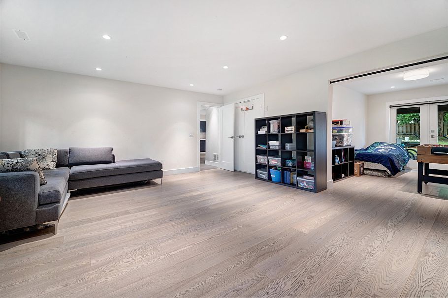 2488 Belloc Street North Vancouver, BC - 22