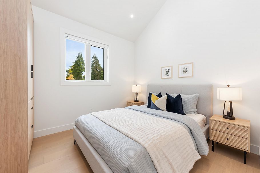 2 3232 W 38th Avenue Vancouver, BC - 16