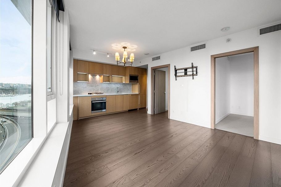 1256 38 Smithe Street Vancouver, BC - 12