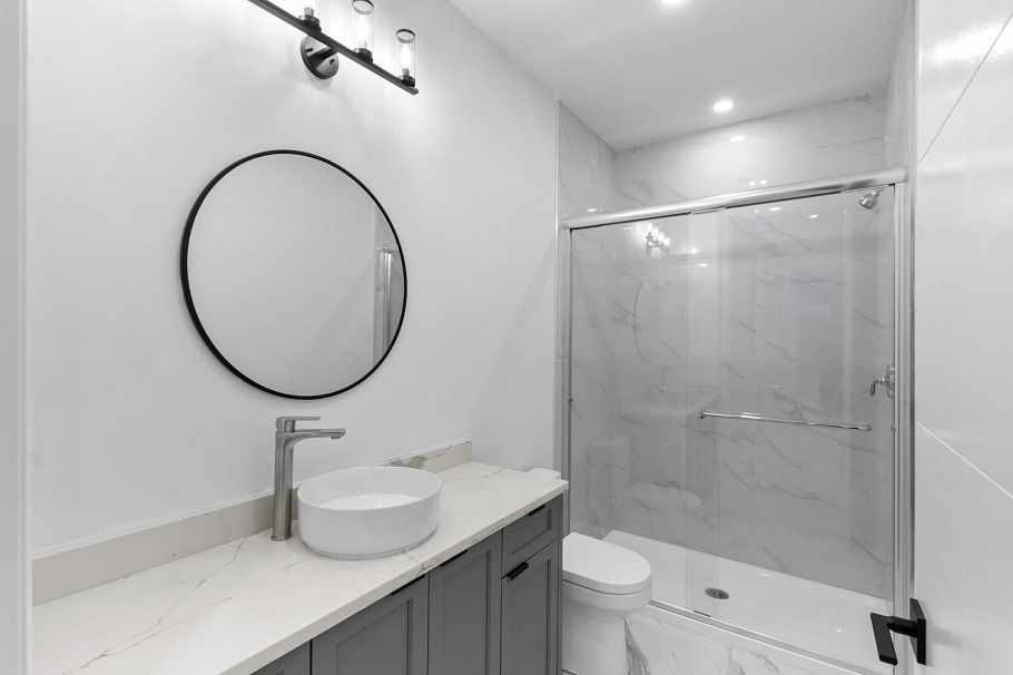 2246 W 20th Avenue Vancouver, BC - 31