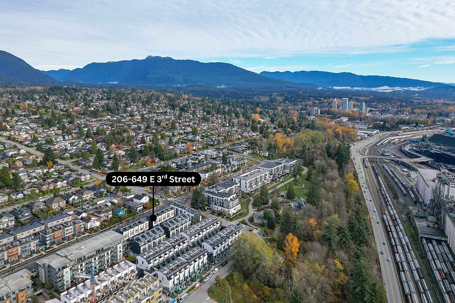 206 649 E 3rd Street North Vancouver, BC - 37