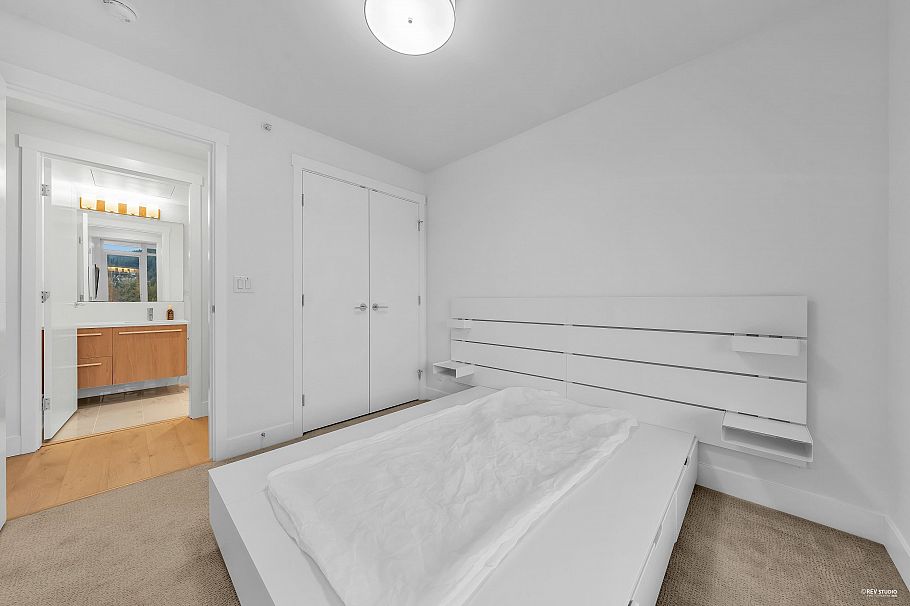 607 2780 Valley Centre Avenue North Vancouver, BC - 15