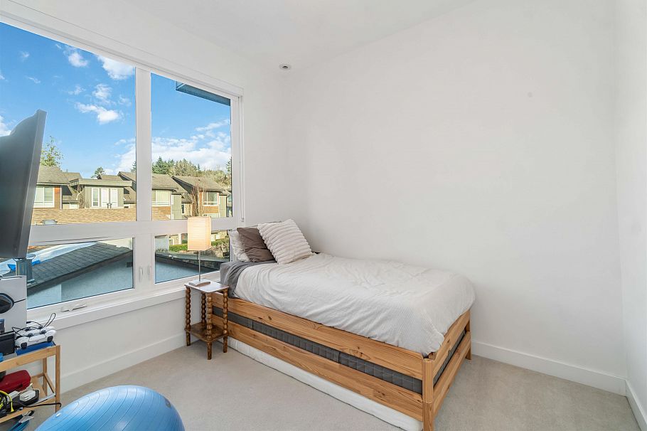 8 856 Orwell Street Vancouver, BC - 19