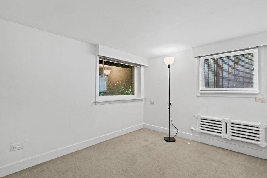 2865 W 33rd Avenue Vancouver, BC - 27