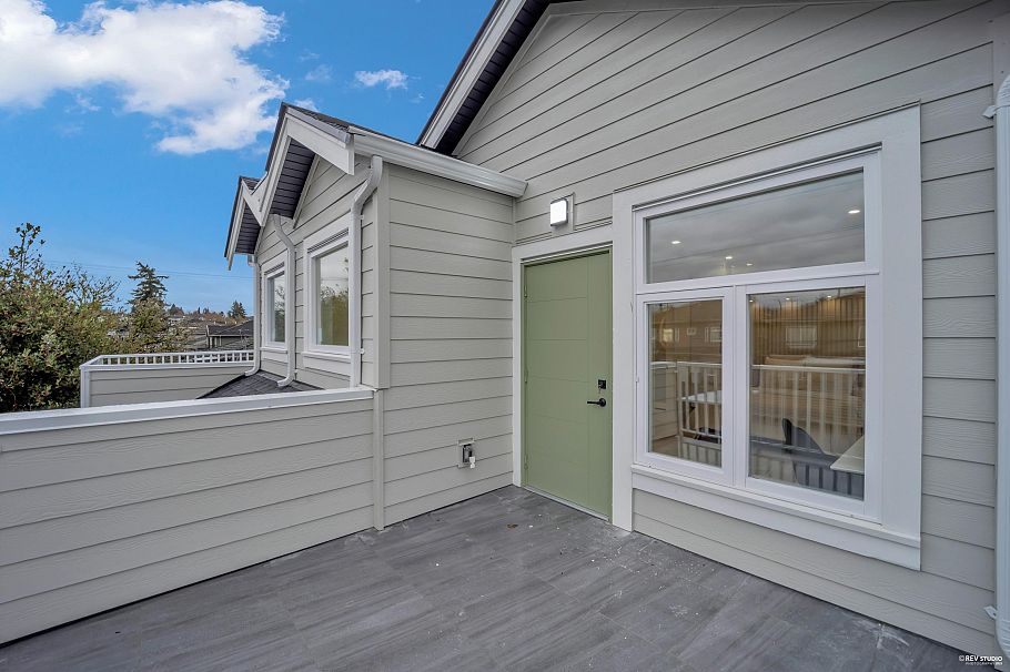 2 1577 E 58th Avenue Vancouver, BC - 18