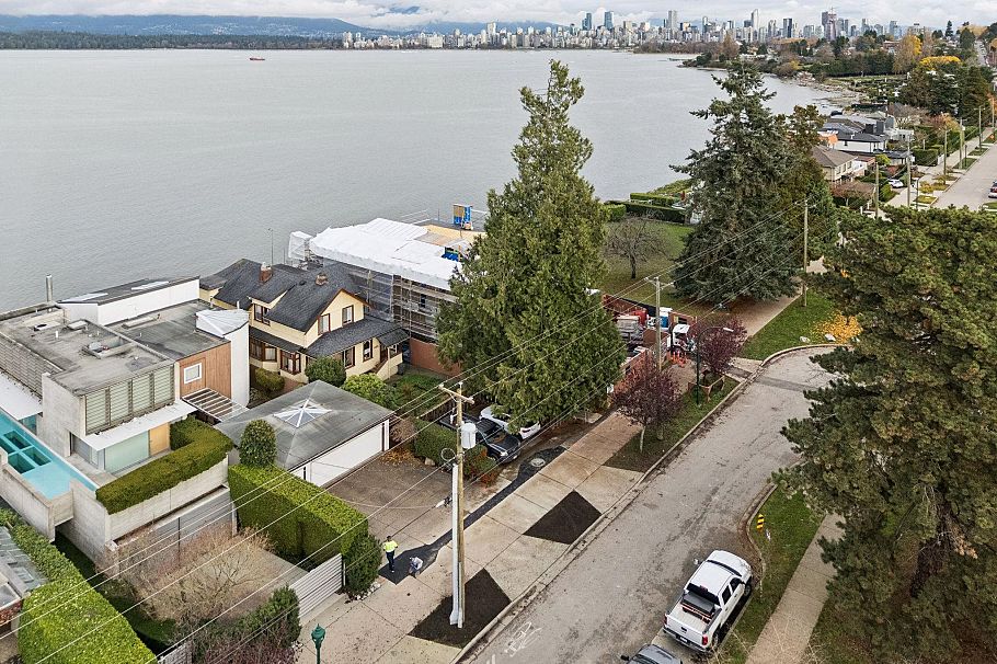 3243 Point Grey Road Vancouver, BC - 14