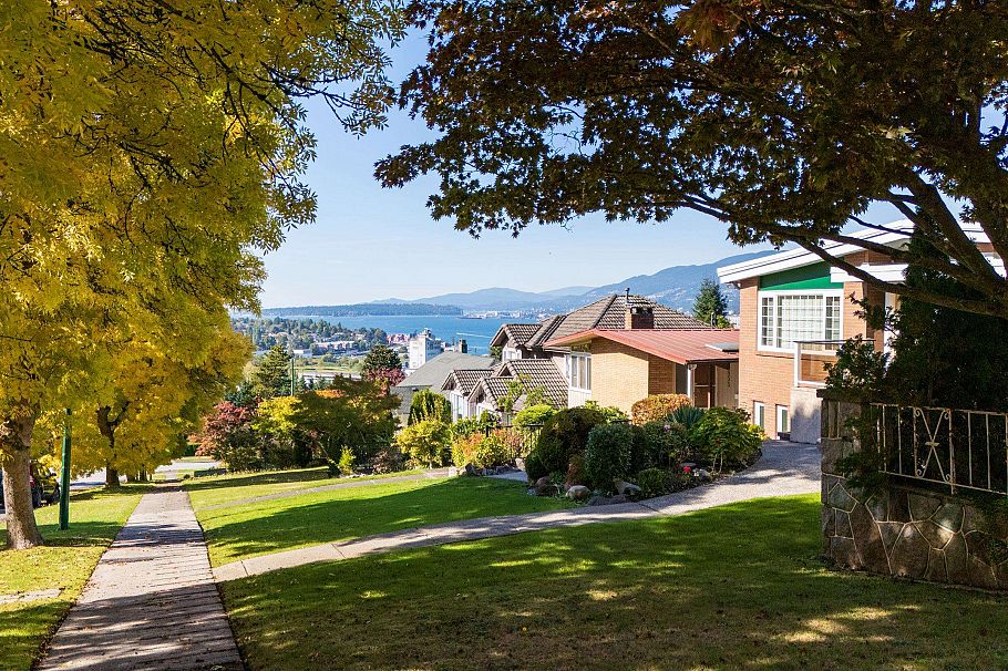 3681 Mcgill Street Vancouver, BC - 15