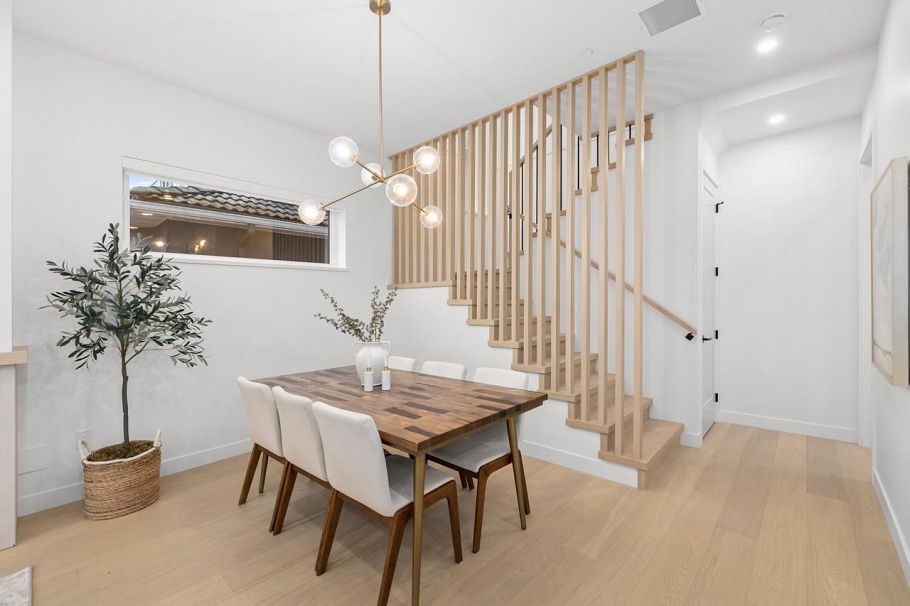 2 810 E 22nd Avenue Vancouver, BC - 10