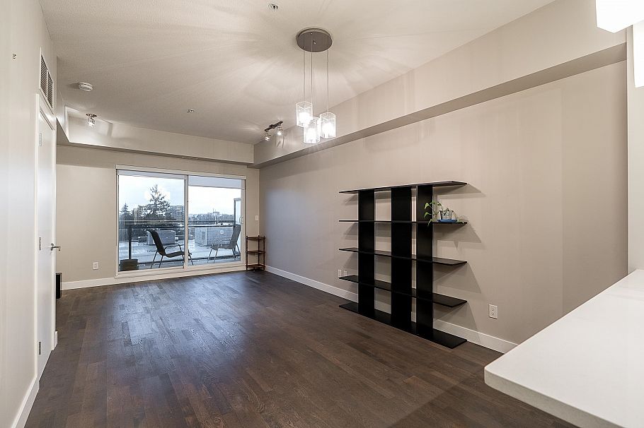 703 10033 River Drive Richmond, BC - 4