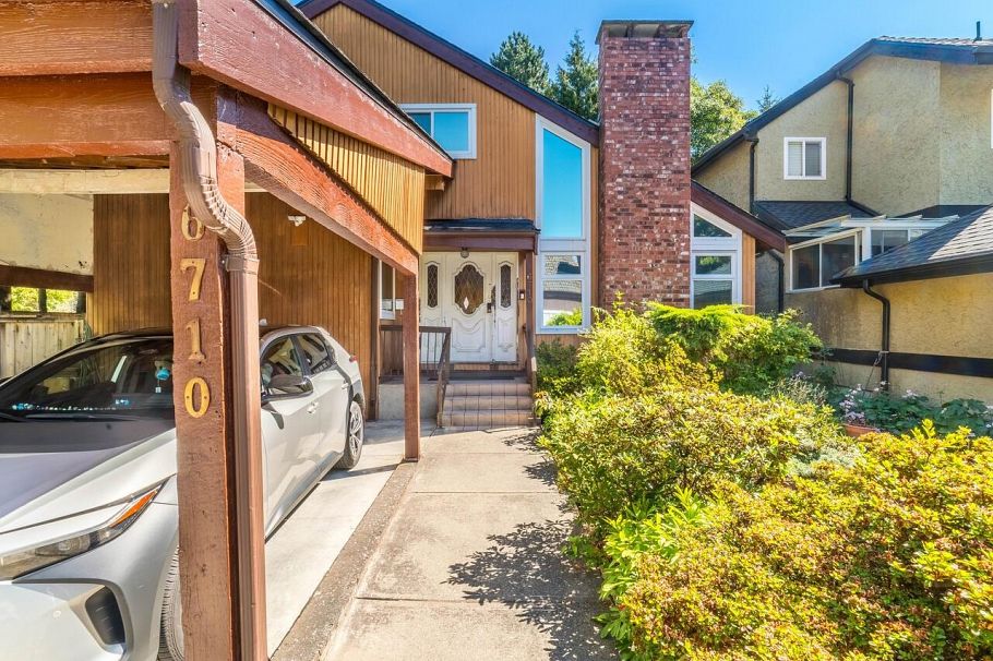6710 Radisson Street Vancouver, BC - 2