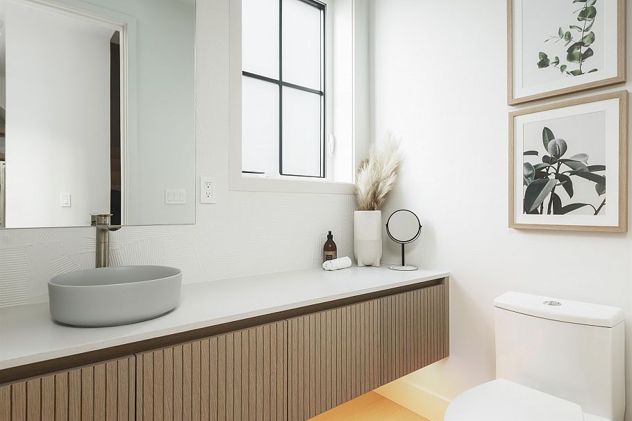 2134 E 10th Avenue Vancouver, BC - 10