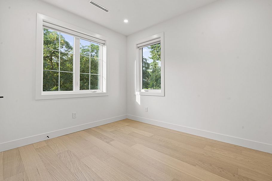 3218 W 39th Avenue Vancouver, BC - 20