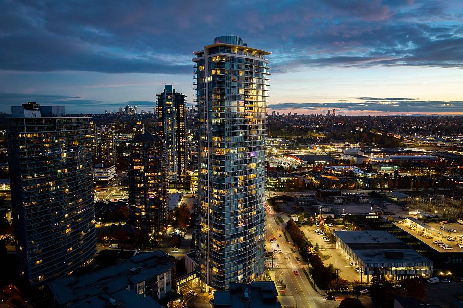 2402 1788 Gilmore Avenue Burnaby, BC - 32