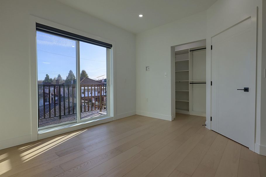 4670 Todd Street Vancouver, BC - 33