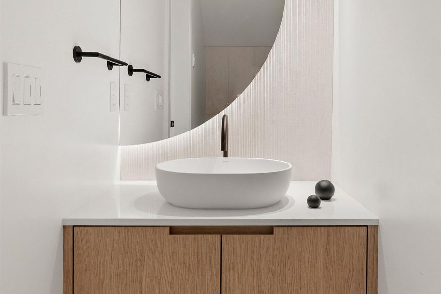 585 W 29th Avenue Vancouver, BC - 18