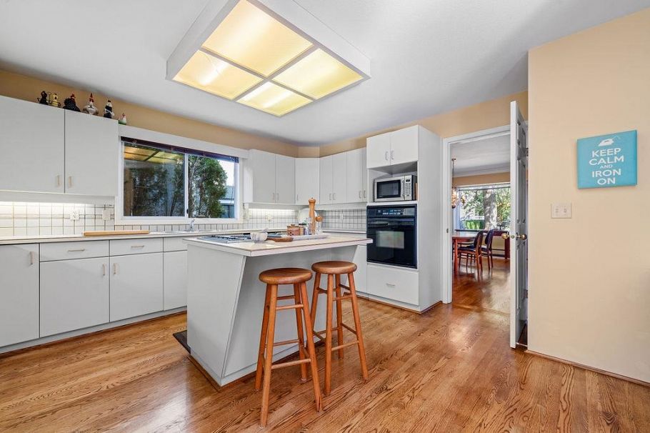 3126 W 35th Avenue Vancouver, BC - 7