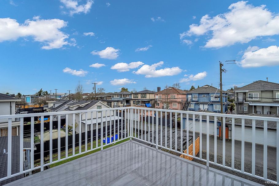 2 1577 E 58th Avenue Vancouver, BC - 20