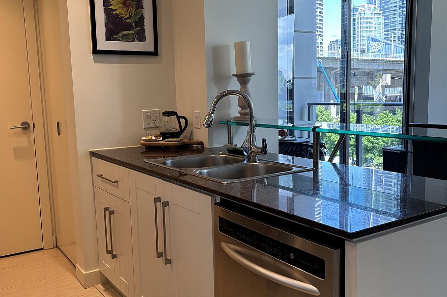 906 638 BEACH AVENUE, Vancouver BC V6Z 3A9 Vancouver, BC - 6