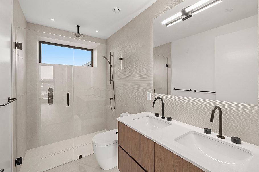 4490 Ash Street Vancouver, BC - 28