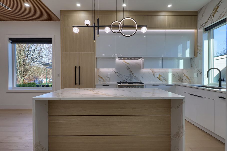 4670 Todd Street Vancouver, BC - 18