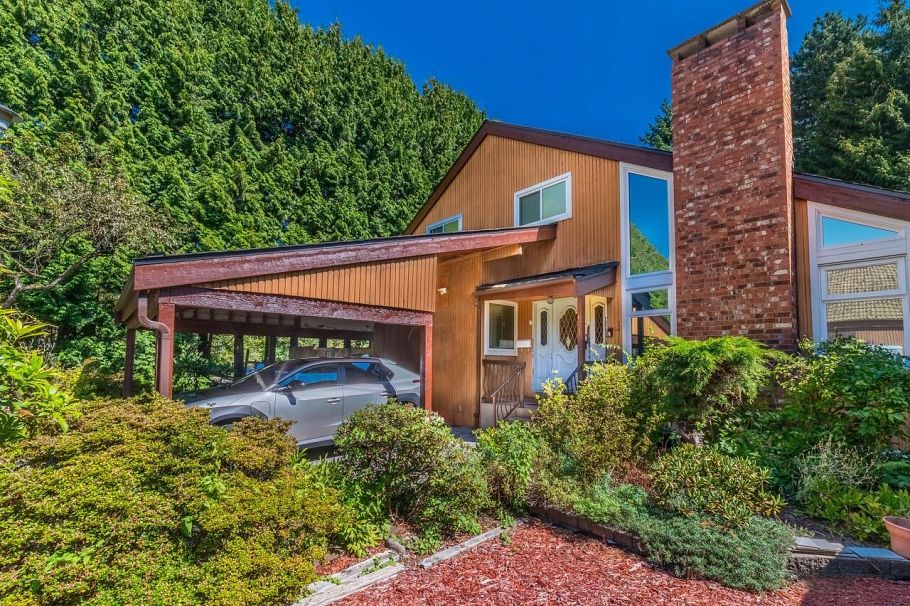 6710 Radisson Street Vancouver, BC - 1