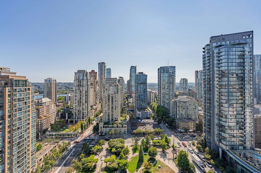 2109 1111 Richards Street Vancouver, BC - 4