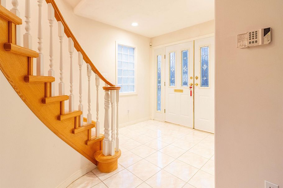 2468 E 4th Avenue Vancouver, BC - 30