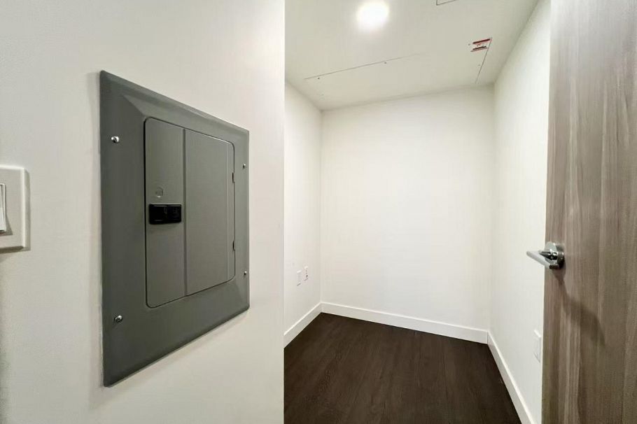 708 455 SW Marine Drive Vancouver, BC - 8