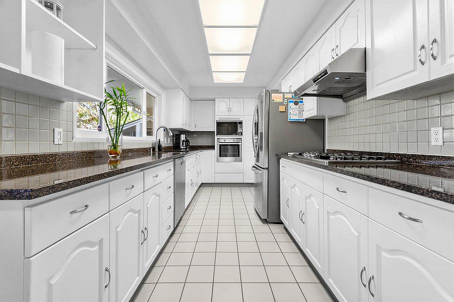 8295 Angus Drive Vancouver, BC - 6