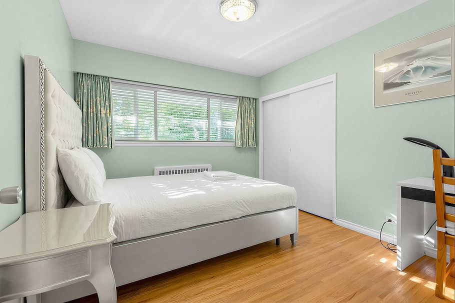 8295 Angus Drive Vancouver, BC - 9