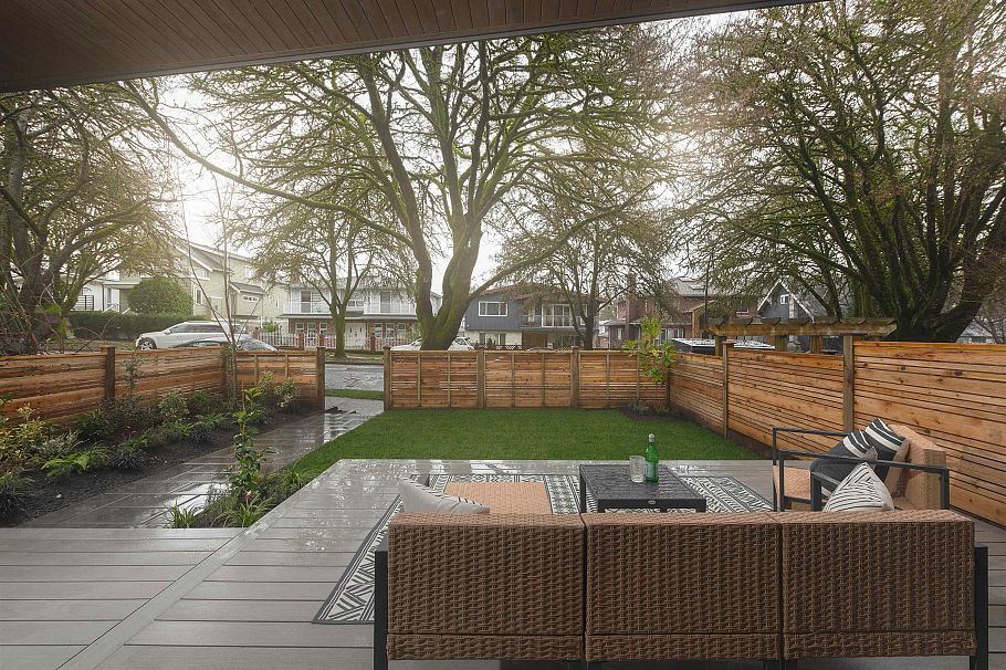 1 476 E 20th Avenue Vancouver, BC - 30