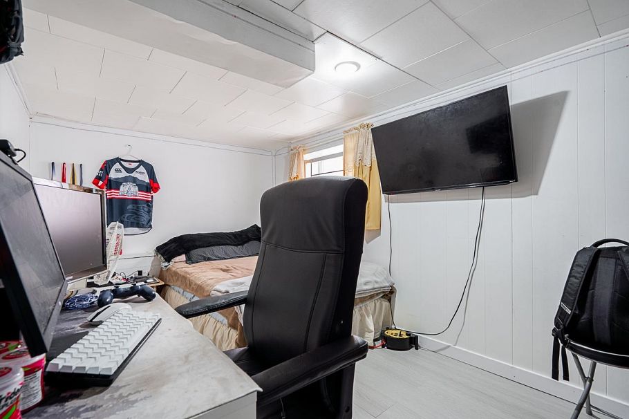 486 E King Edward Avenue Vancouver, BC - 23