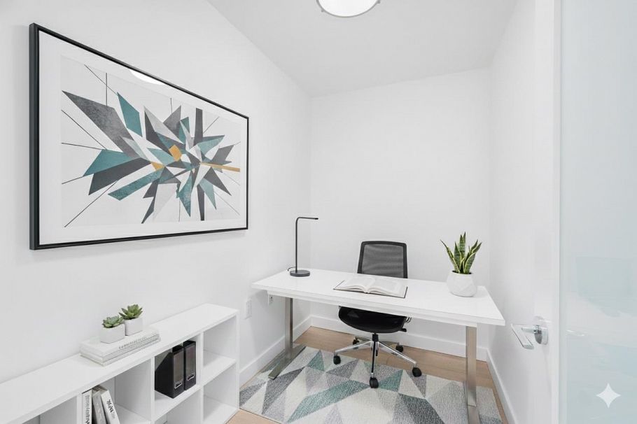 116 108 E 8th Street North Vancouver, BC - 8