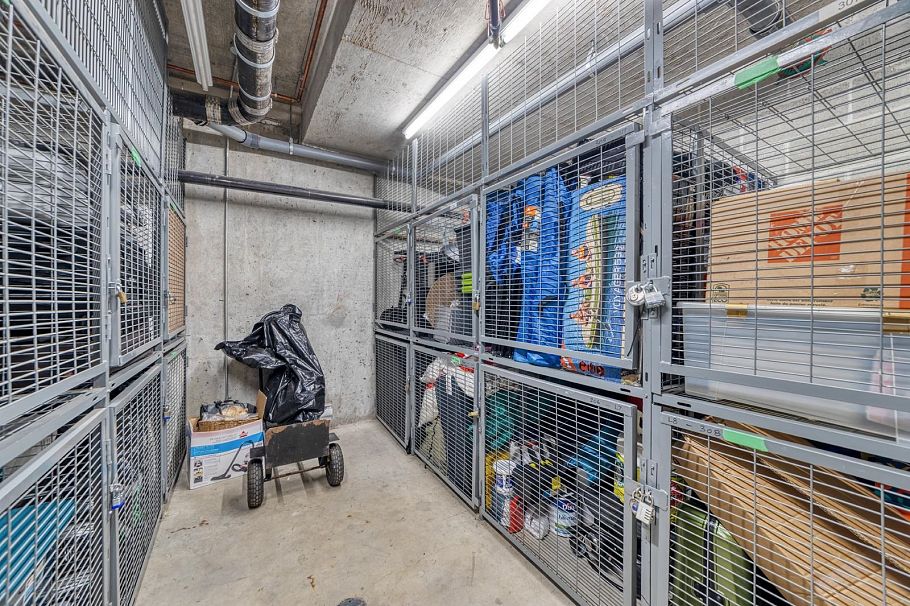 304 1273 Marine Drive North Vancouver, BC - 24