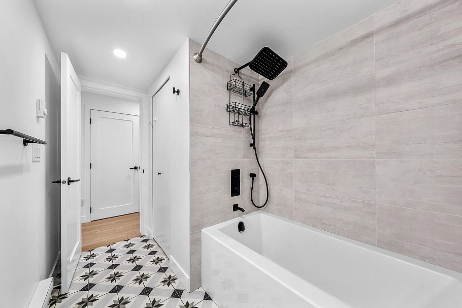 4921 Chester Street Vancouver, BC - 31