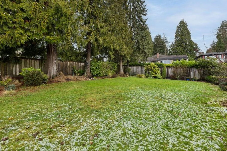 124 CARISBROOKE CRESCENT, North Vancouver BC V7N 2S1 North Vancouver, BC - 31