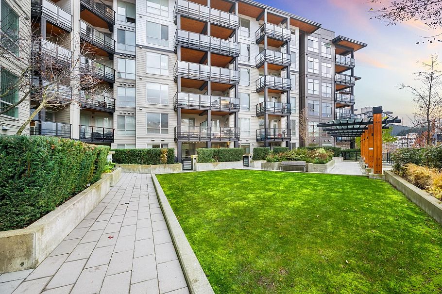 116 108 E 8th Street North Vancouver, BC - 21