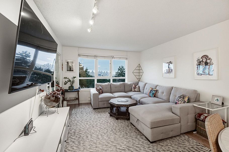 503 1833 Frances Street Vancouver, BC - 1