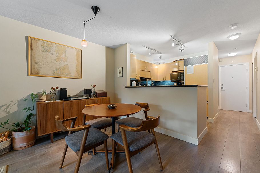 102 3083 W 4th Avenue Vancouver, BC - 8