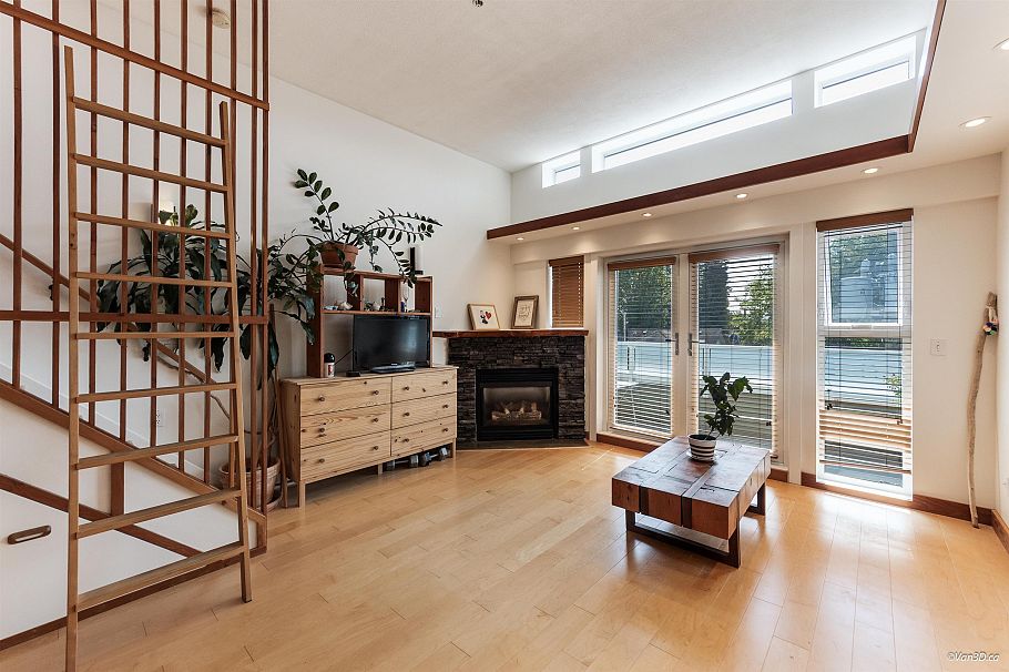 307 980 W 22nd Avenue Vancouver, BC - 4