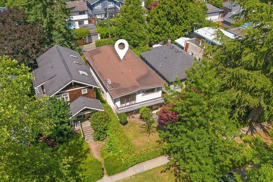 4427 W 6th Avenue Vancouver, BC - 37