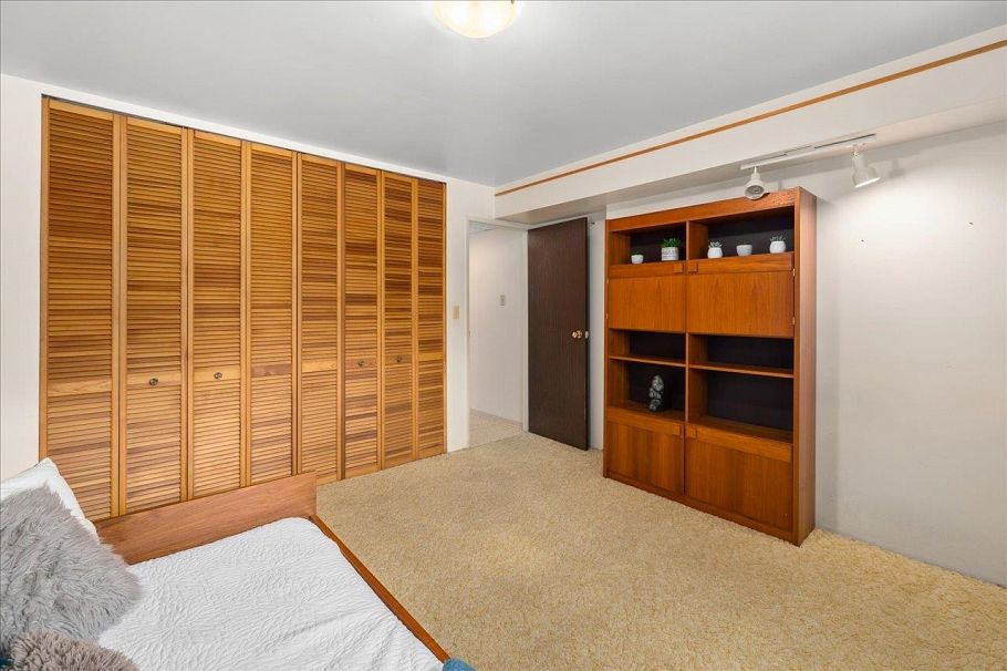 4427 W 6th Avenue Vancouver, BC - 23