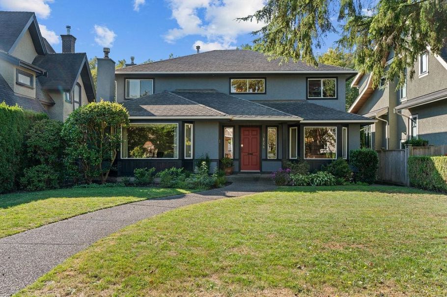 3126 W 35th Avenue Vancouver, BC - 1