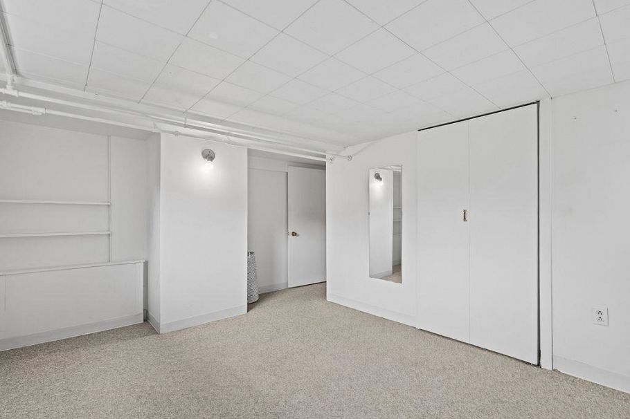 2865 W 33rd Avenue Vancouver, BC - 28