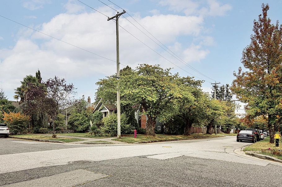 96 W 40th Avenue Vancouver, BC - 24
