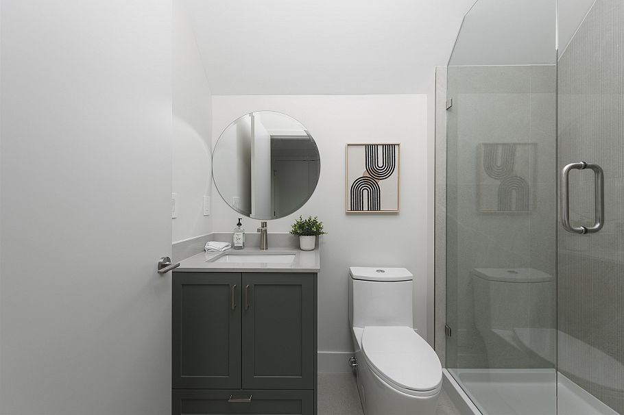 1 476 E 20th Avenue Vancouver, BC - 23