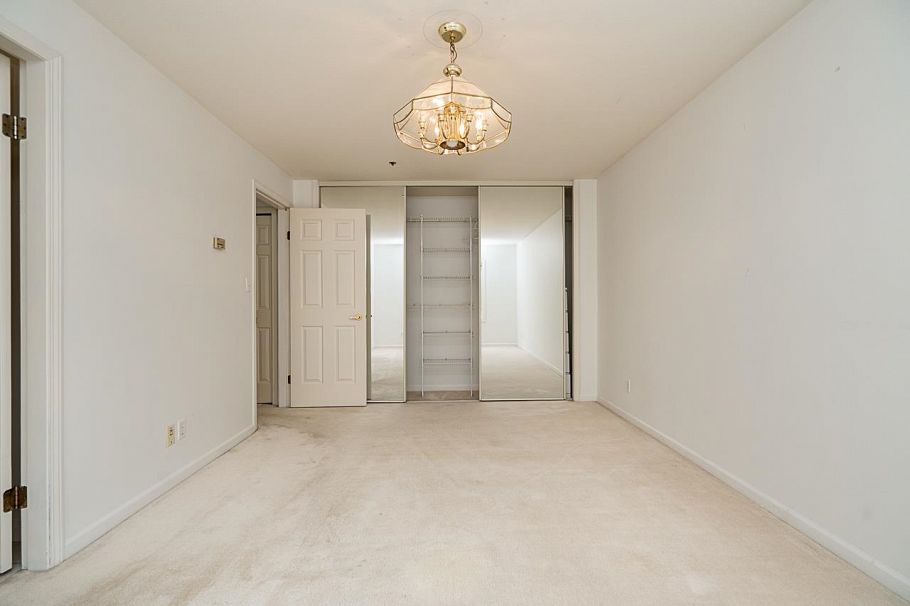 1796 W 14th Avenue Vancouver, BC - 15