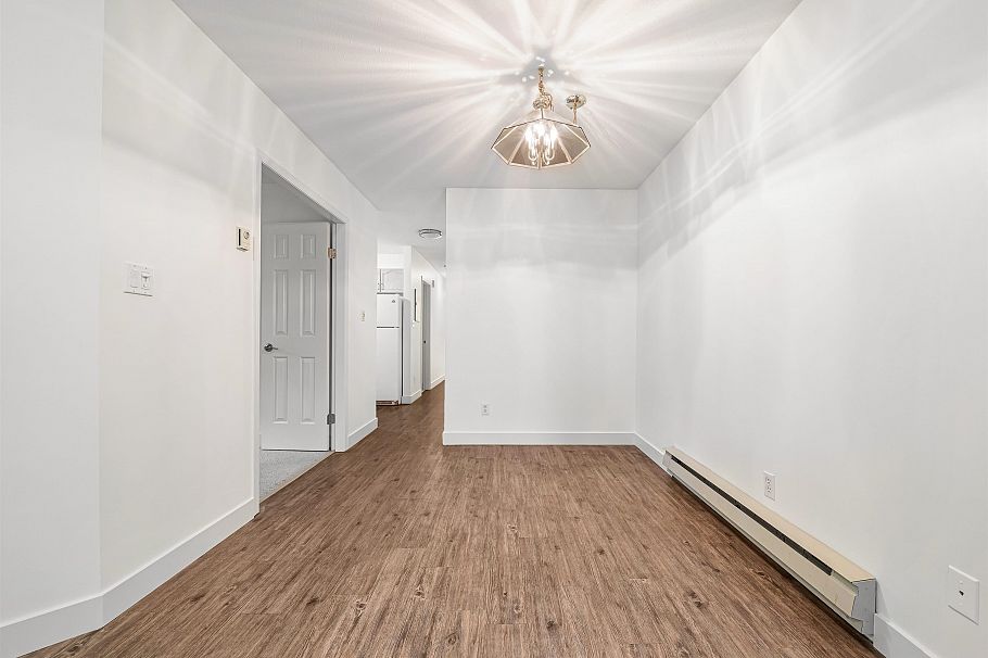 303 123 E 6th Street North Vancouver, BC - 8